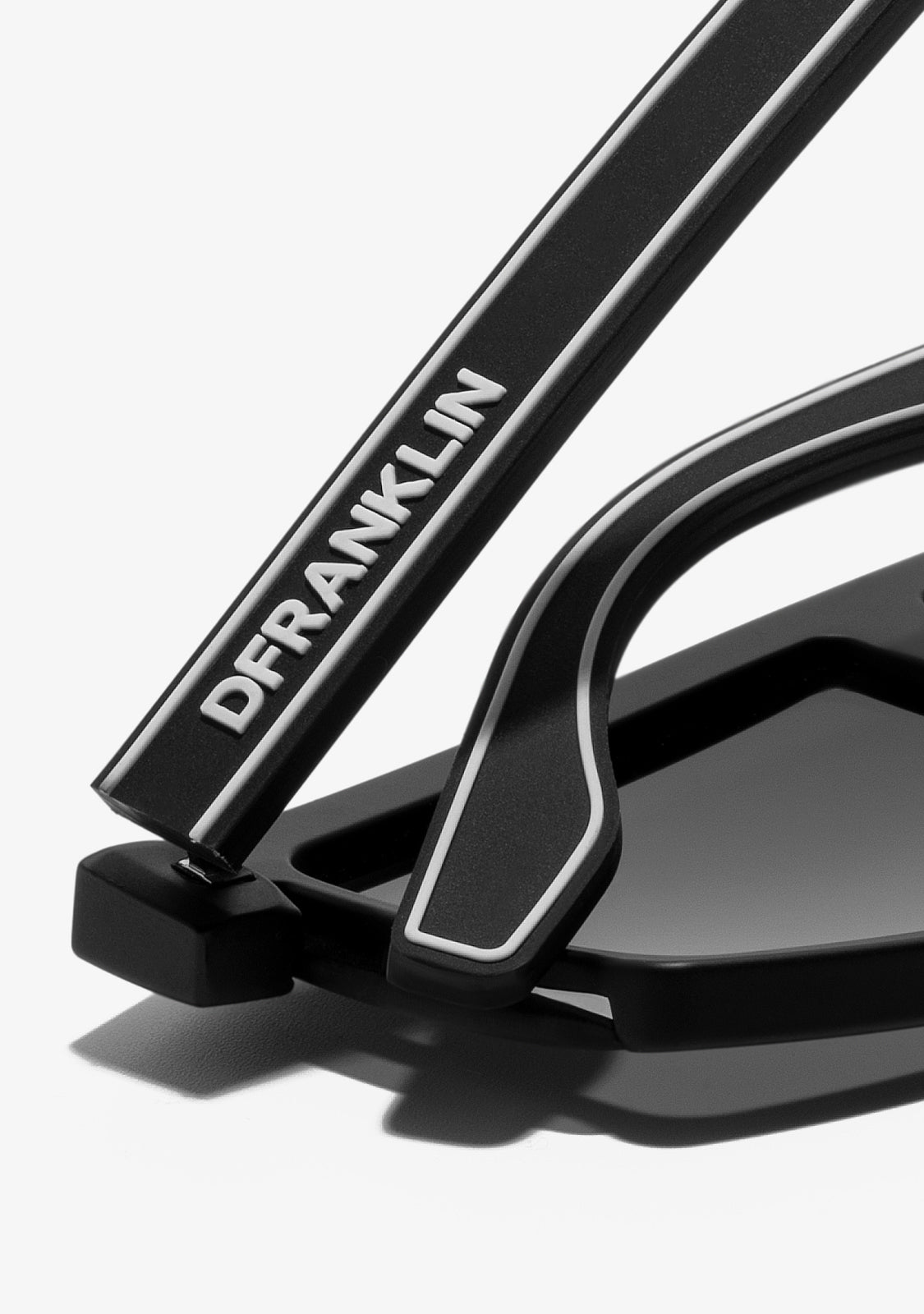 Alpha Matt Black / Black