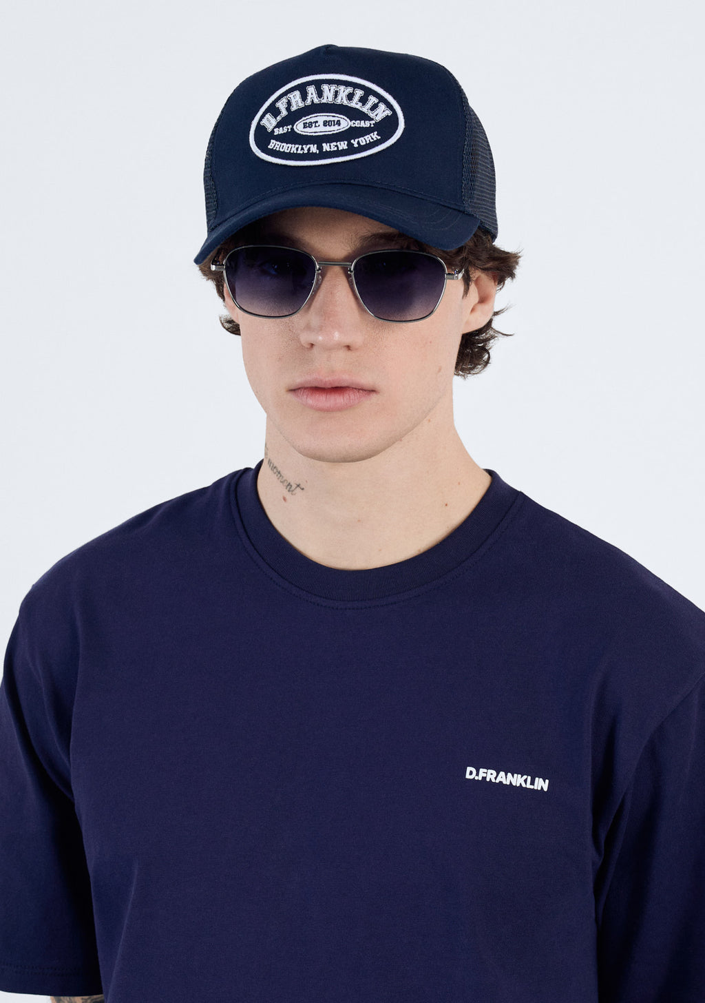 Patch Trucker Cap Navy