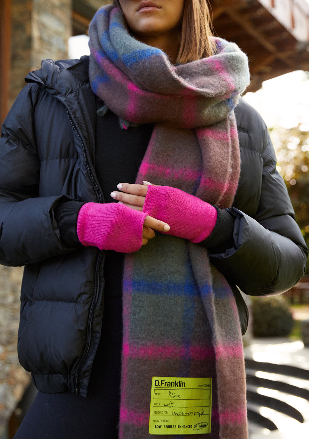 Nordic Bomb Plaid Scarf Grey / Pink