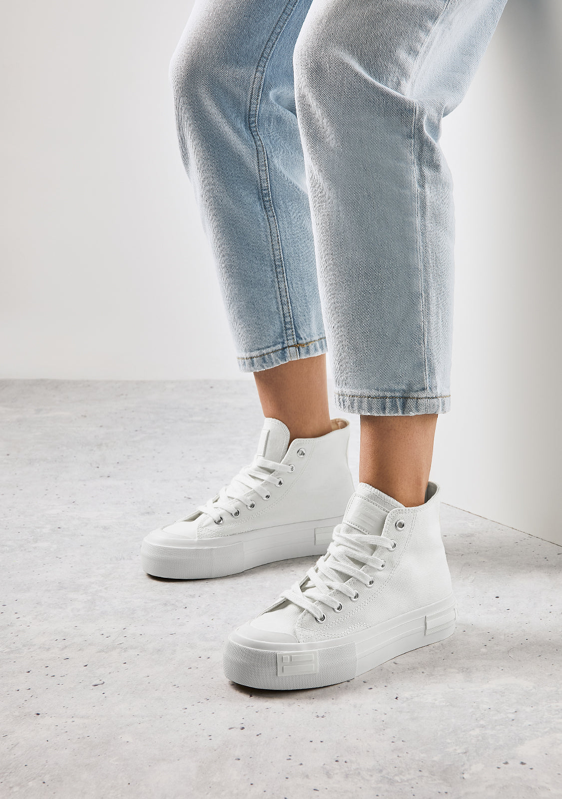 One Way High Classic White