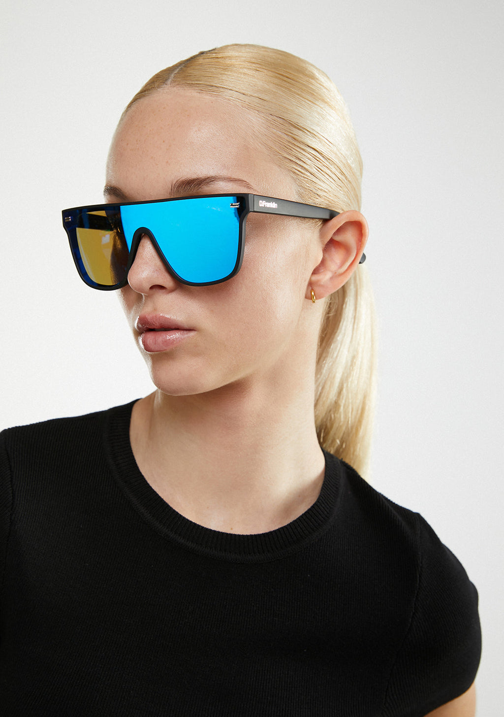 Infinity Matt Black / Blue Revo