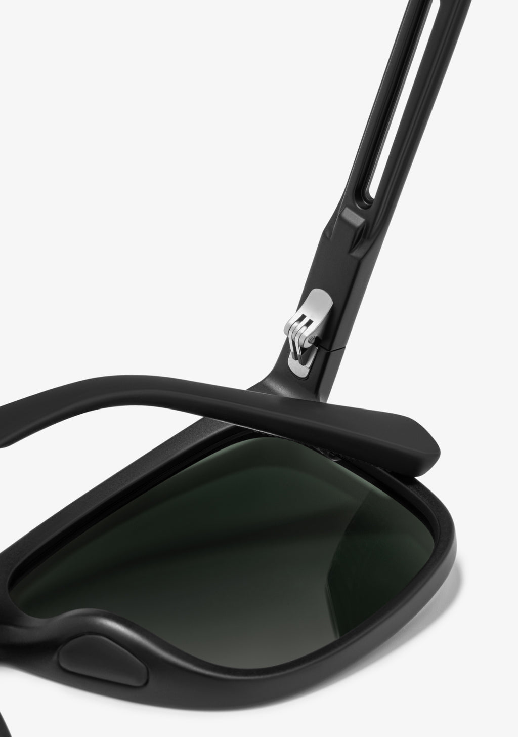 Rift Matte Black / G15