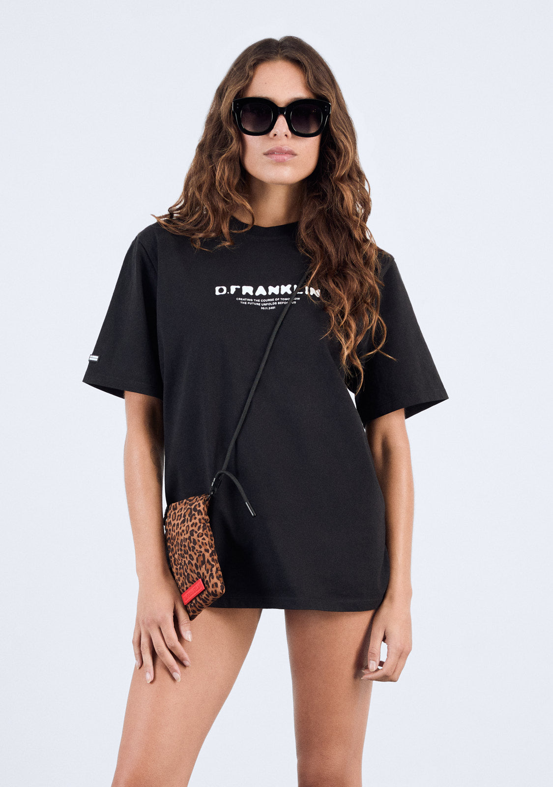 Tomorrow T-Shirt Black / White