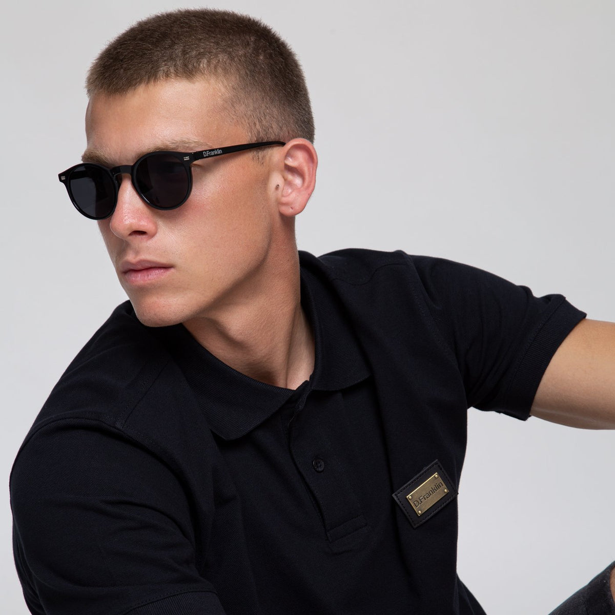 Ultra Light Black / Black