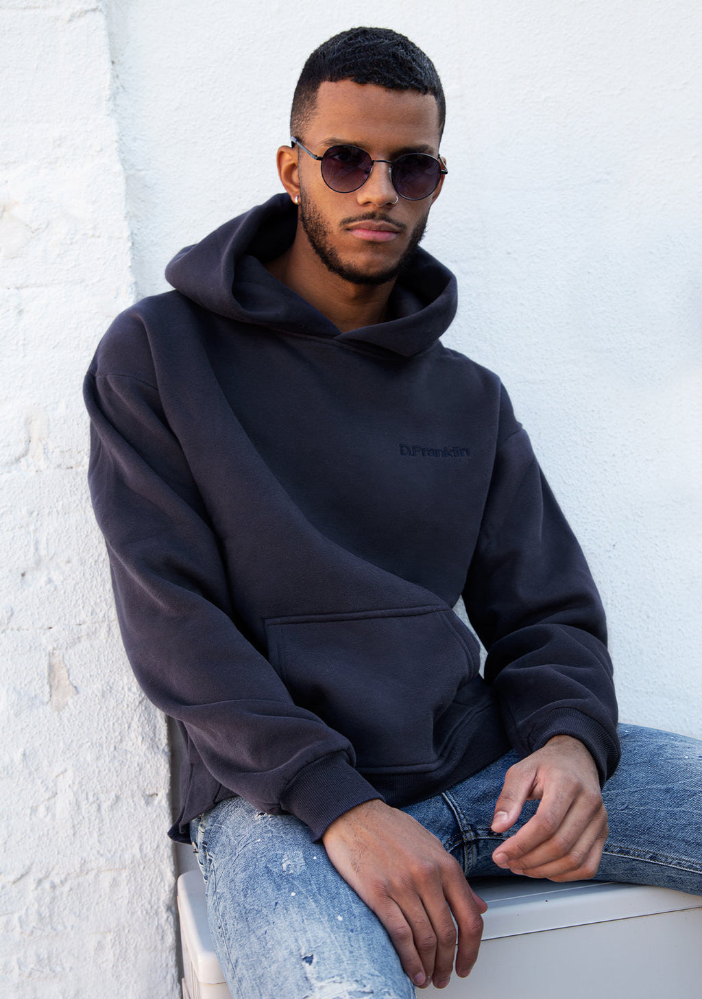 Classic Metal Round Black / Grad Blue