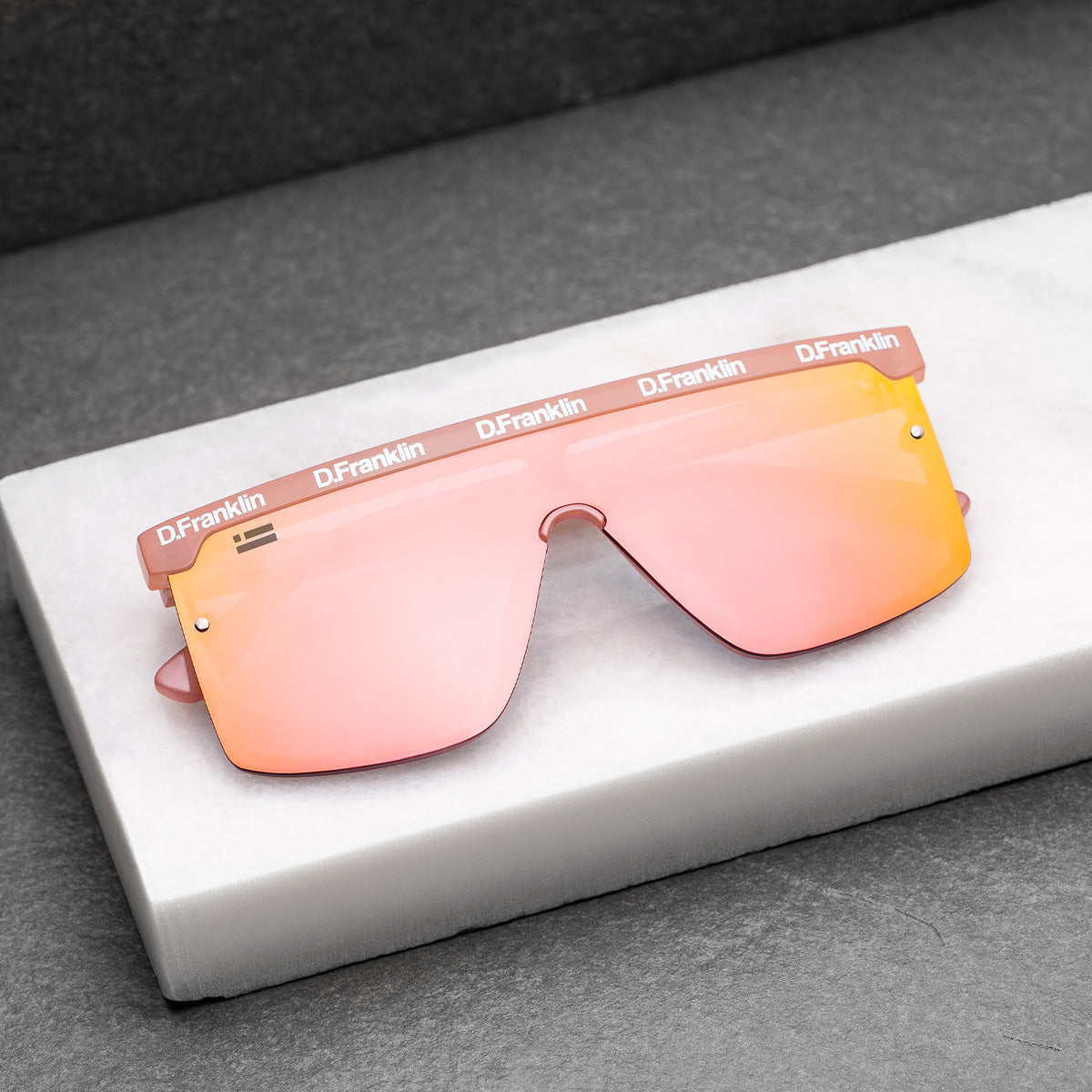 Orion Full Logo Trans Pink / Pink