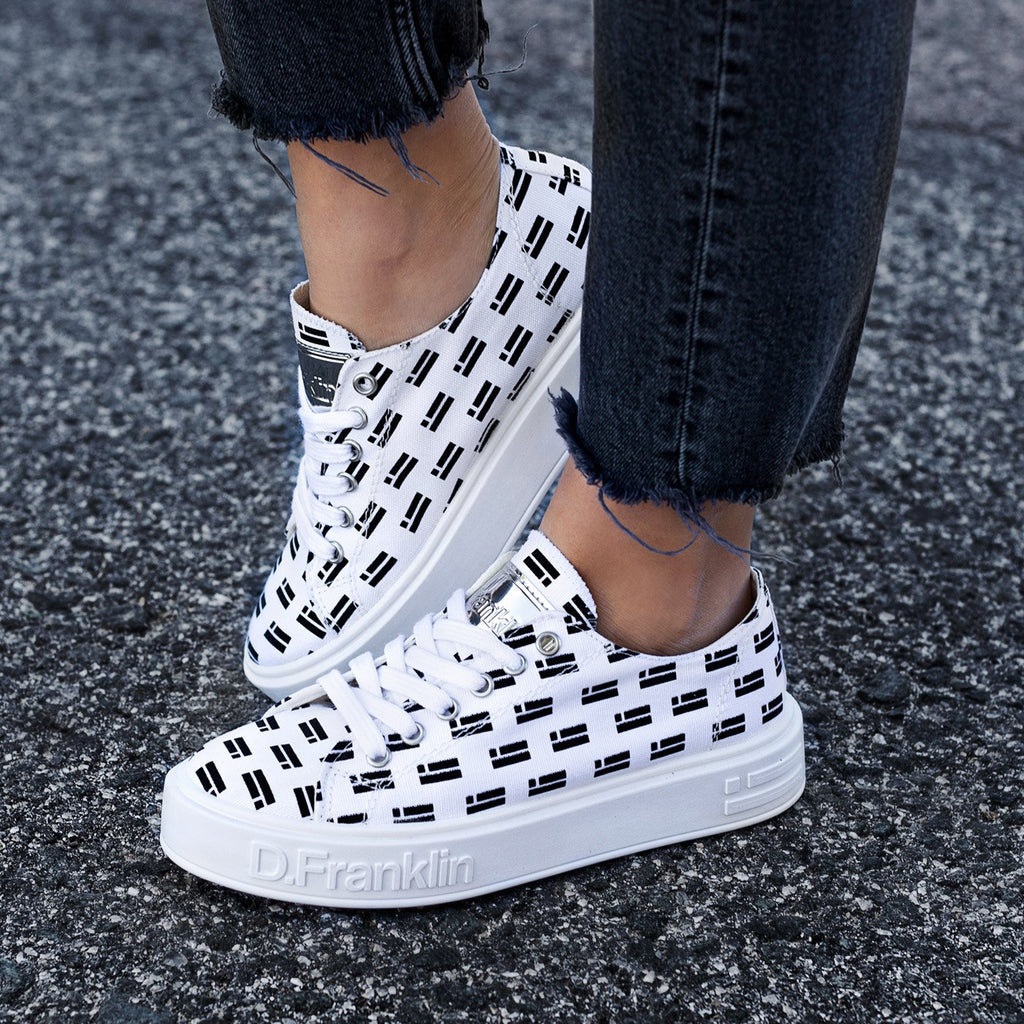 Gumme Monogram White