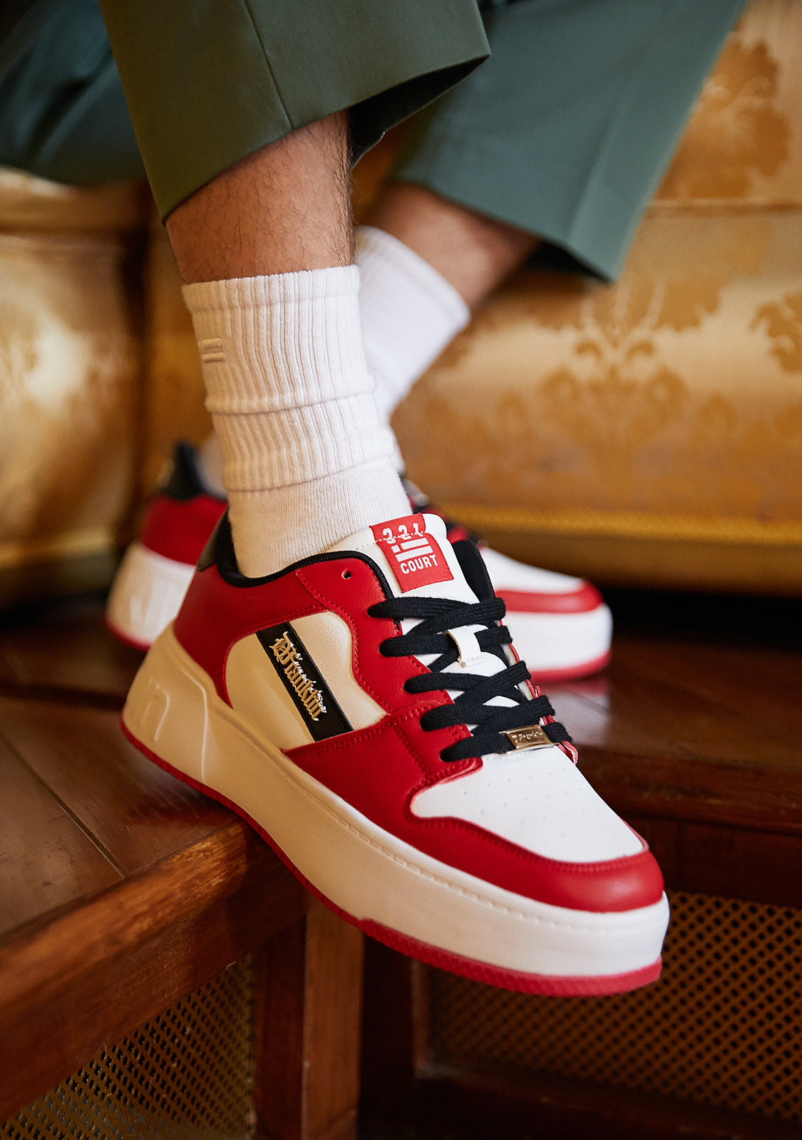 Low Court Red