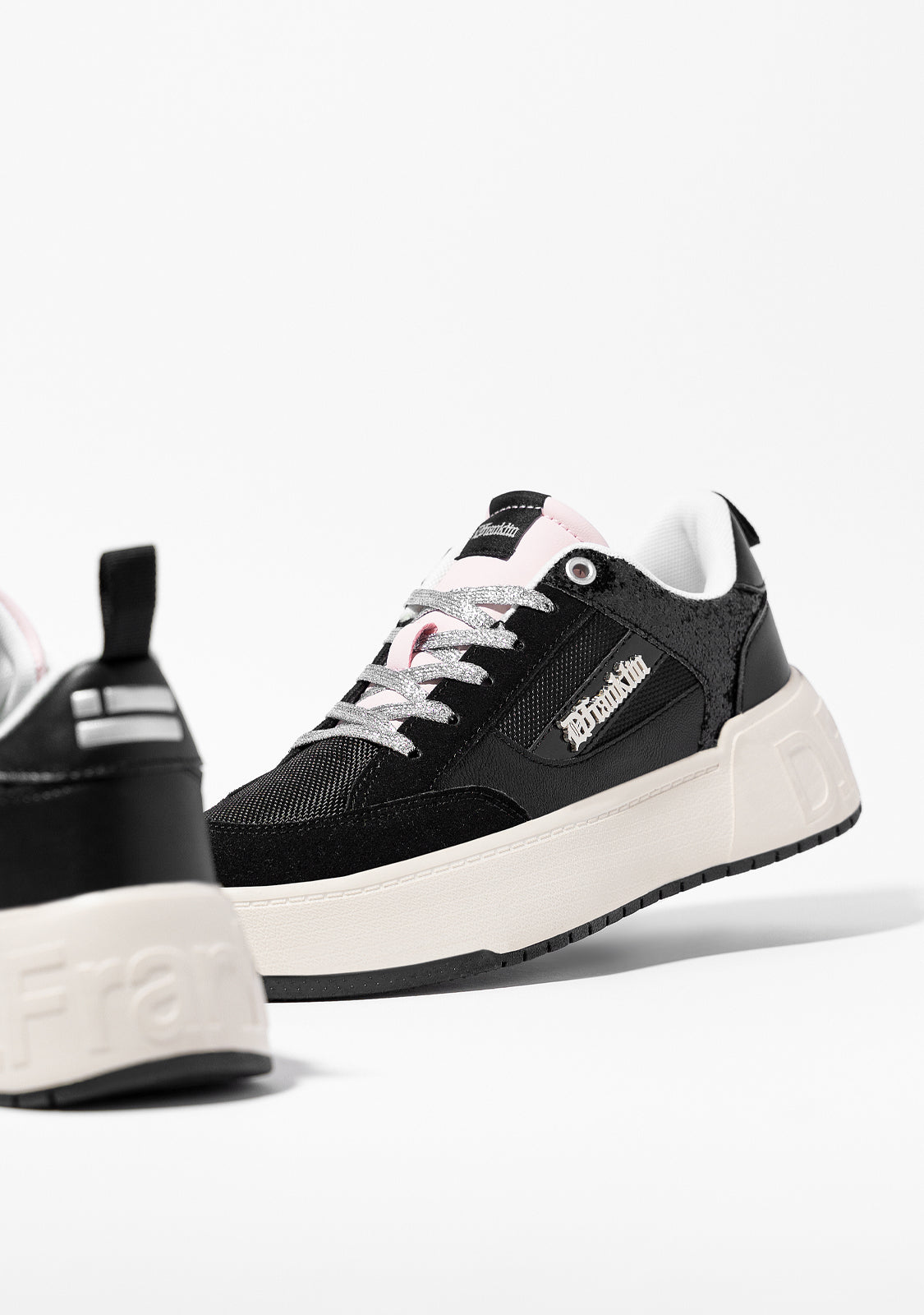 Low Court Pink / Black